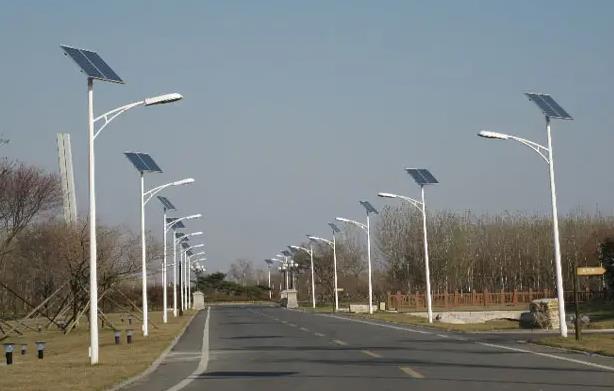 不同类型太阳能路灯对使用环境有什么要求？
